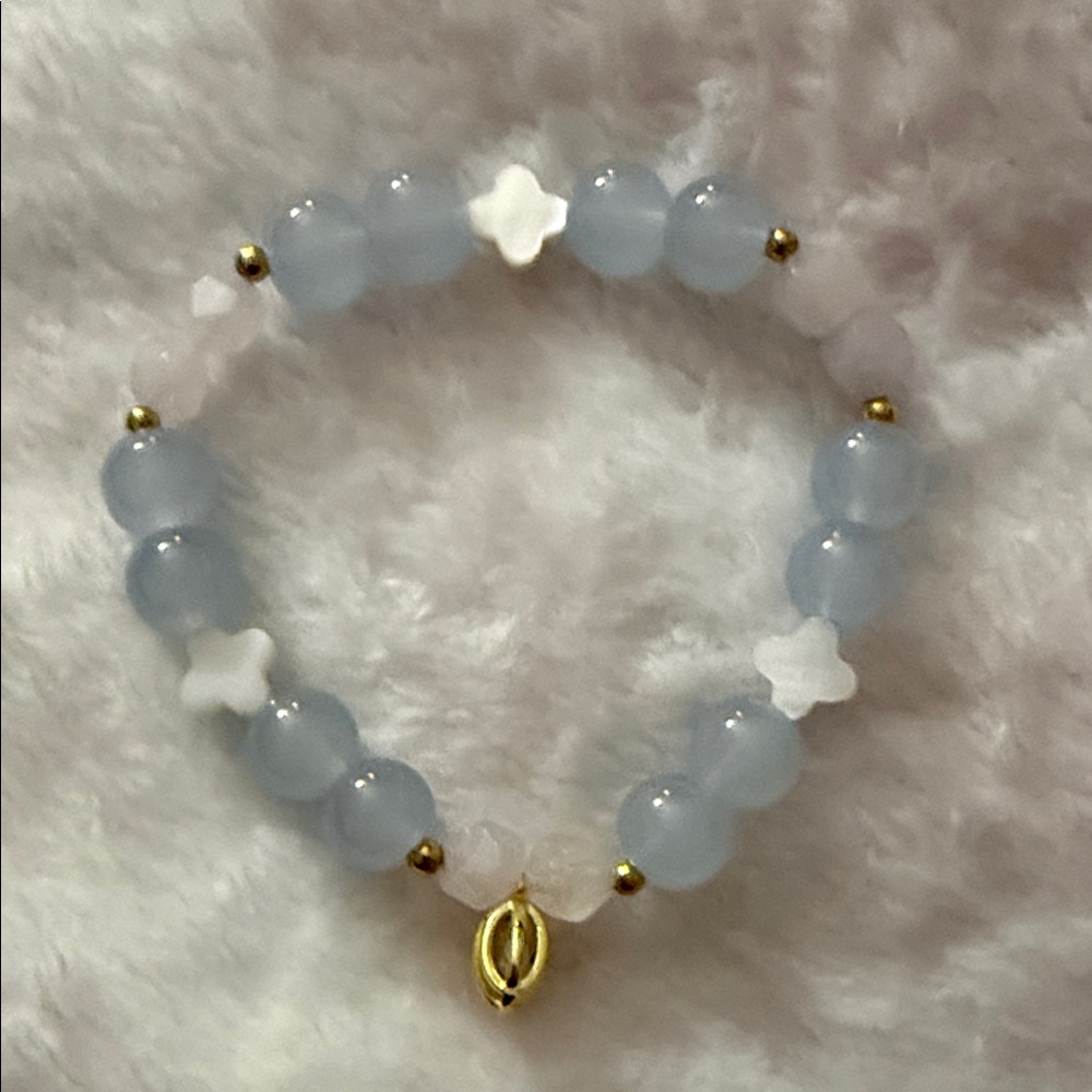 Elegant Blue and Gold Beaded Bracelet